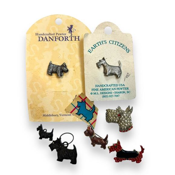 8 Vintage Scottish Terrier Brooches Pins Charms Vintage Rhinestone Scottie Dog - Picture 1 of 16